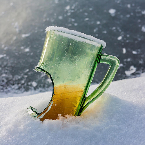 broken pint in snow